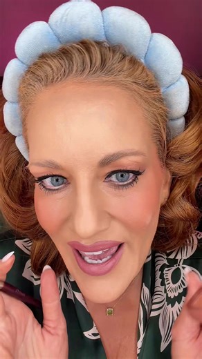 Discover the Doll 10 Peptide Bounce Blush