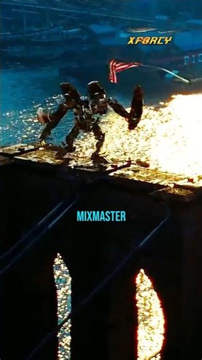 Mixmaster’s true power in Transformers Revenge of The Fallen #mixmaster #transformers #devastator