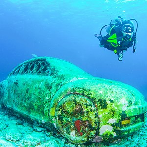 268K views · 861 reactions | Learn to dive in Cancun **No experience needed!** Get 35% off for a 2 tank in MUSA or Reef. | Aquaworld Cancun | Facebook