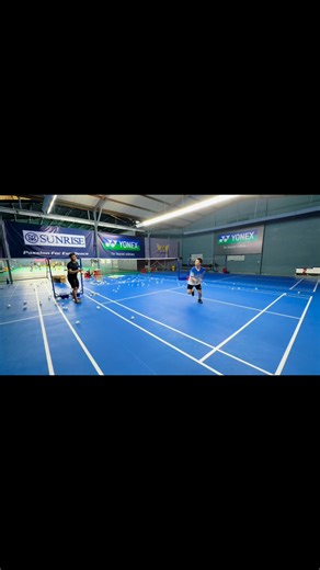 6.6K views · 48 reactions | Hoàn thiện KĨ THUẬT VE CẦU cùng học viên QHS  tư vấn khoá học ib | Quốc Học Badminton | Facebook