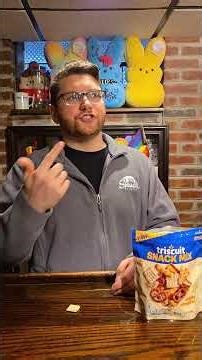 Is Cheddar what triscuit snaxk mix needed? #NewSancks #Snackreviews #triscuit #snackmix