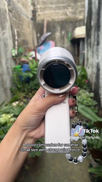 Matagal malowbat at malakas ang hangin. #turbofan #foldablefan #portablefan #miniturbofan #minifan #minifans #minifanportable #akari #rantakahashi