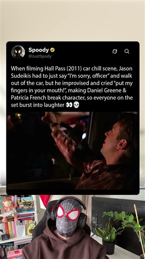 During the filming Hall Pass (2011), Jason Sudeikis couldn't resist