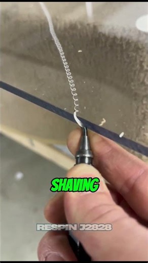 This Simple\rTest Reveals If It Is Real Glass Or Not