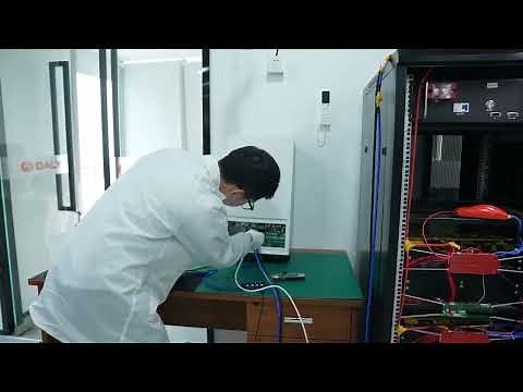 How does the Daly BMS communicate with the DEYE inverter