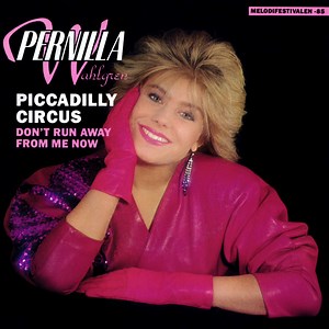 Pernilla Wahlgren - Piccadilly Circus