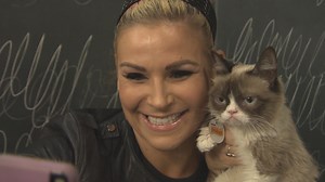 Natalya comes face-to-fur with Grumpy Cat