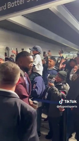 Derek Jeter First Pitch at World Series Game 3