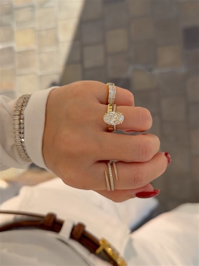 EARTHENA on Instagram: "From bold coils to timeless sparkle, which one’s stealing your heart today ✨ Rings featured 🤍The Selina, 4.0ct Elongated Oval-Cut Diamond Hidden Halo Ring 🤍The Shae, Triple Wrap Coil Diamond Ring 🤍The Rae, 5-Stone Radiant-Cut Diamond Pinky Ring 🤍The Leona, Fluting Gold Band diamond ring stack // luxury ring stack // pinky ring diamond // statement gold ring // modern diamond jewelry // Beverly Hills jewelry // oval diamond ring // oval cut 