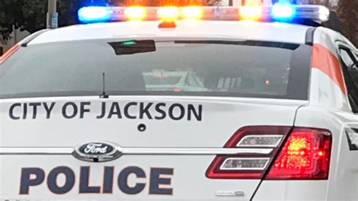 Jackson police say suspect killed during home invasion on Walker Avenue