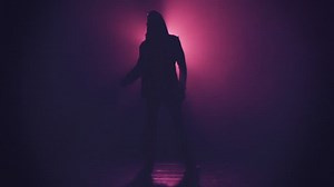 clip-31302394-silhouette-man-dance-smoke