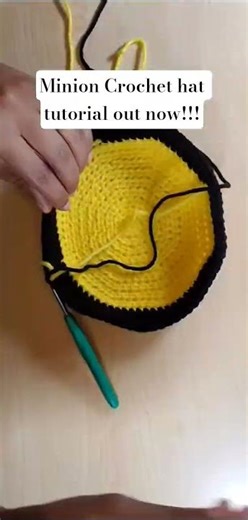 Minion Crochet hat link https://youtu.be/-N6qUI257Ow #crochet #clothing #minions #hat #children