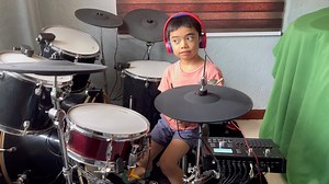 8.4M views · 553K reactions | I'm beggin', beggin' you So, put your loving hand out, baby Måneskin #maneskin #beggin #theolittledrummerboy #drumcover #drums #drum #drumming | Theo Little Drummer Boy | Facebook