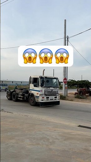 🛣️ Expert Driver on a Winding Road | Unbelievable Driving Skills in Cambodia 🇰🇭