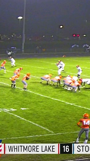 Drew Robinson hauls in a 30-yard touchdown pass. Best of luck to the Stockbridge Panthers tonight as they face off with Dansville at 7pm ET 👏🏈 #Panthers #Stockbridge #MHSAA #Michigan #Football #Sports | Gabriel Schray