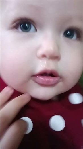 un gris monstre bébé 💘 Mélissa