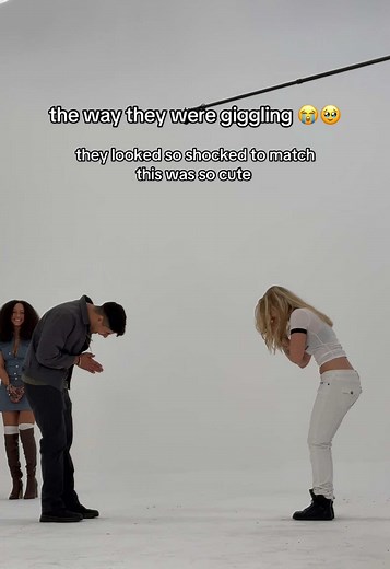 Mutual Shock Reaction: Cute Couple Moment Caught on Camera