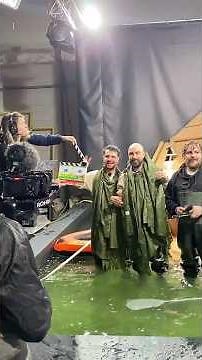 Making of : On construit une maison en carton 📦🎬 #amixem #shorts #makingof