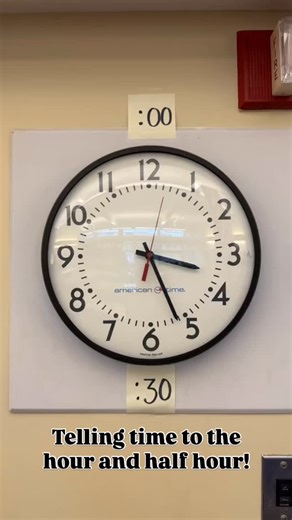 This week in math: 🕰️ to the hour and half on analog and digital clocks! We love a simple activity like using WordWall.net to make fun, interactive boards where students can pick a time then make it on their mats! We also play lotssss of games to help read our clocks! #firstgradeteacher #firstgrade #iteachfirst | Susan Jones Teaching