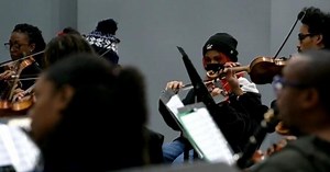 Youth orchestra works to narrow racial gap