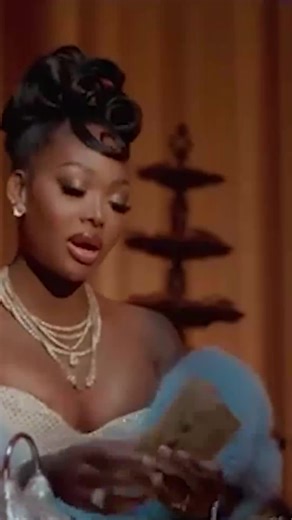 ALBUMS OF THE WEEK: Summer Walker | Finally Over It | 11/14/25 Order your copy of the album now. https://vist.ly/4b24u or check in store Summer Walker #NewRelease #vinylrecords #NewMusic #vinyltok | Trax on Wax | Facebook