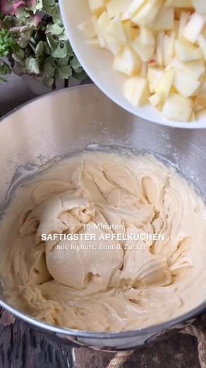 722K views · 7.3K reactions | Apfelkuchen mit Joghurt und...