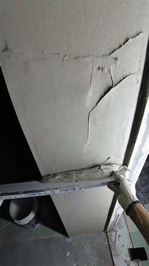 Example of leveling cement mortar on interior wall construction with a high degree of neatness