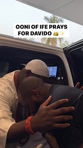 The greatest monarch in Africa, Ooni of Ife prays for the Afrobeat greatest artiste, Davido before his show at the Eko Hotels and Suites. Royalty 🤴 #davido #afrobeats #OoniofIfe #yoruba #ooni #davidolifestyle #30bg | Abiodun Christopher