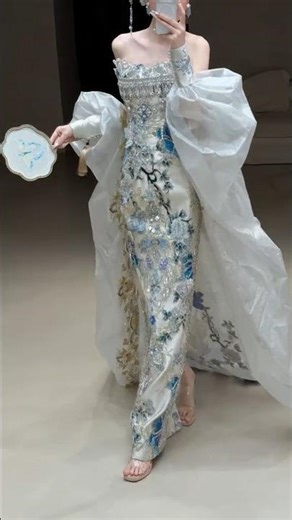 Traditional Chinese wedding dress for brides inspo#scarlet#gown#short#dress#bridalwear#fashiontrends