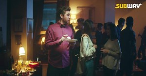 61 reactions · 21 comments | Hol dir jetzt das Beef Supreme: Zartes, karamellisiertes Rindfleisch trifft auf rauchige BBQ Soße. | Subway Deutschland | Facebook