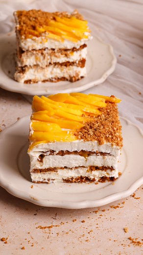 16K views · 144 reactions | Easy Biscoff Mango Float aka the most dreamy summer dessert! 省 4 simple ingredients and 20 minutes of work is all you need. Recipe linked in bio, or comment “mango float” ♥️ https://bakewithzoha.com/easy-mango-float/ #mango #mangodessert #mangofloat #nobakedessert #summerrecipes #easydessert #thebakefeed #feedfeed | bakewithzoha | Facebook