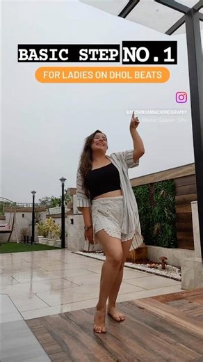 Easy Dance Steps on Dhol | Learn easy Dance | Ayushi Khanna Choreography