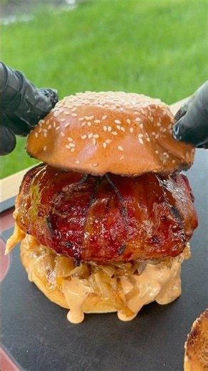 Bacon Wrapped Juicy Lucy 🍔 ‪@PitBossGrills‬
