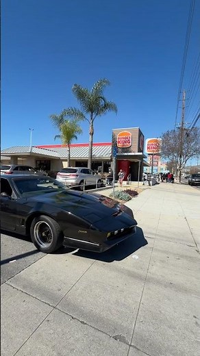 😱 Knight Rider back in action KITT