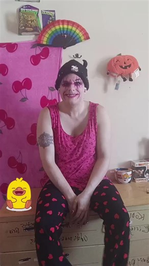 Mattea (@gorgeoustransqueen)’s videos with laughing chipmunk very funny tone - chipmunk comedy ringtone parodies