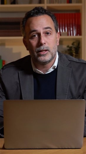 Forces Françaises de l'Industrie on Instagram: "🪖 La startup nation s’en va en guerre, en oubliant ses munitions ? On demande à nos industriels de produire « plus et plus vite ». Mais comment faire quand construire une usine est devenu un marathon administratif ? Le constat est brutal : - On protège les crapauds, mais on oublie nos obus. - On prône l’industrie, mais on l’étouffe sous les normes. - On rêve d’économie de guerre, mais on vote des budgets électoralistes. Nos industriels font des mi