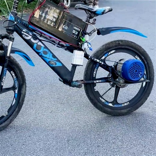37K views · 414 reactions | Never throw away your old metal gears! this gear-driven e-bike runs smoother than you expect. #experiment #lifehacks #creativity #welding #bicycle | Delta Gaming | Facebook