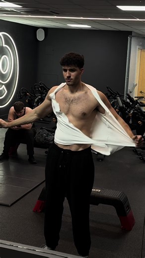 I think I got to excited in the gym 🤣🤣🤣 #fyp #gym