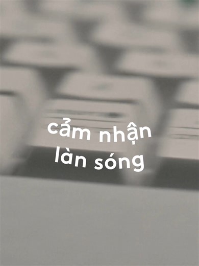 Gõ phím mà như đang lướt sóng? ✨ Logitech Wave Keys với thiết kế uốn lượn và đệm kê tay 3 lớp siêu êm, giúp cổ tay mình được 'nuông chiều' suốt 8 tiếng làm việc #logitech #logitechvietnam #FYP #wavekeys #keyboards