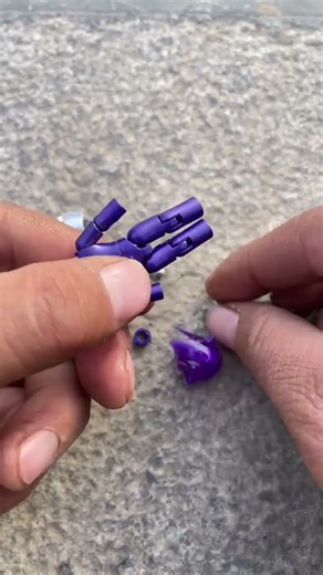 Here are some building blocks. Let’s put them together to see what they are. LEGO hand-unpacked