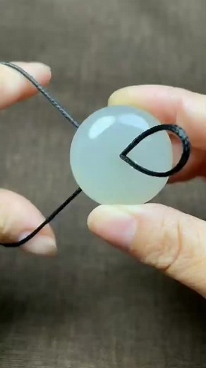 How to Tie a Knot with a Black Cord: DIY Tutorial