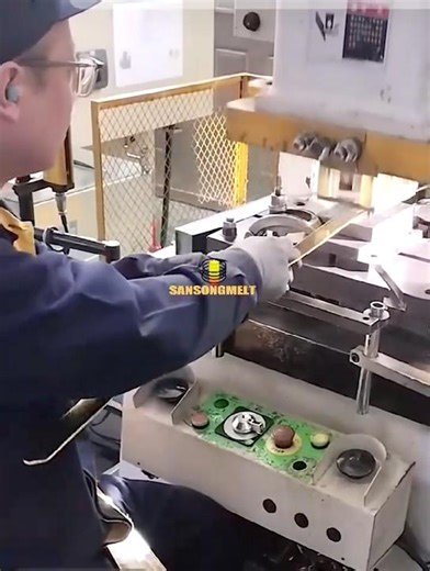 SanSongMelt- Gold Bar Making Machine Mint Bars Coins Machine Logo Stamping Machine