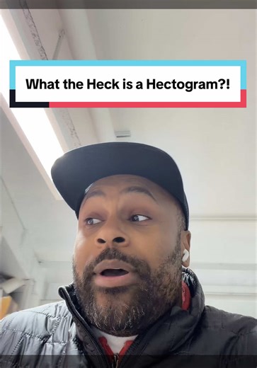 Replying to @Hanna 😌 I have never even heard of the word Hectogram until right now in this moment! I’m still actually unsure exactly what it means and that’s wild! They really don’t teach us anything over in the States! Has every European person heard of Hectograms before?! How embarrassing. 😳😬🫠🤦🏾‍♂️ #metric #tromsø #lifeineurope #scandinavia #americanabroad