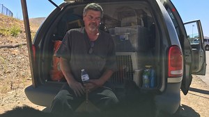 'It's tear-jerking': Goodwin Fire evacuees pack pets, memories, hope