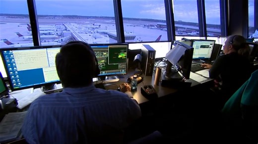 Retired Navy pilot on air traffic controller strain amid government shutdown
