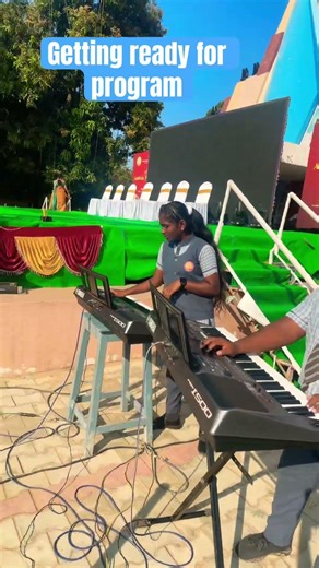 Getting ready for the program #keyrichardz #9894425247