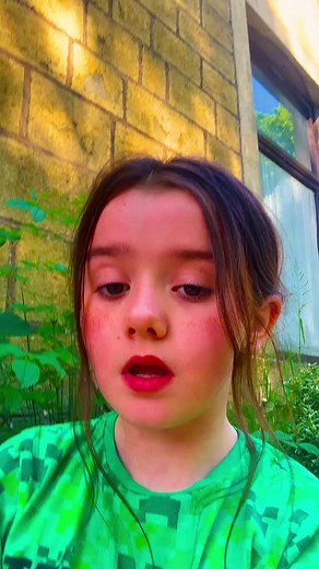 Ruby_eaton_ (@ruby_eaton_)’s videos with paparazzi - favsoundds