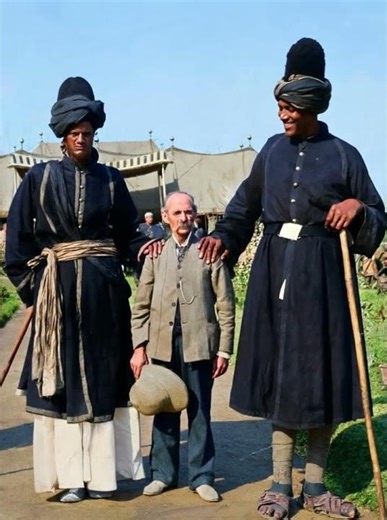 Animated Vintage Photo: Kashmir's Giant Men (1900-1905)