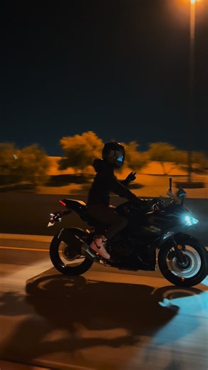 2.3K views · 60 reactions | 336.My backpack took these rollers ‍ #motorcycle #fyp #biketok #bikesoftiktok | Olivia Vroom | Facebook