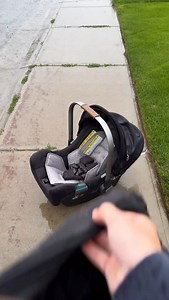 Stay dry, cozy and warm with WeatherPuff 🌧️ #GlizCovers #HybridCover #CarSeat #CarSeatCover #Baby #BabyEssentials | Gliz Design